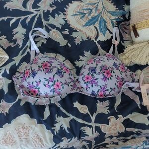 NWT Victoria's Secret Lavender Floral Push-Up Bra NO UBDERWIRE